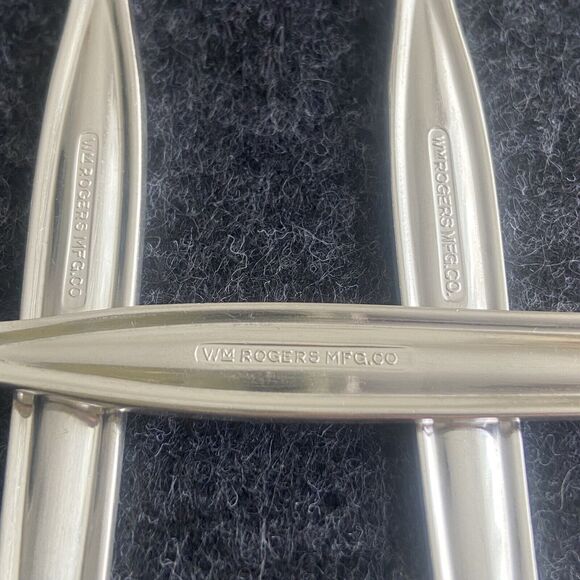 Vintage Wm Rogers MFG Co Silver Plated Grapefruit Spoons Lot of 7 Serrated Spoon - Picture 5 of 8